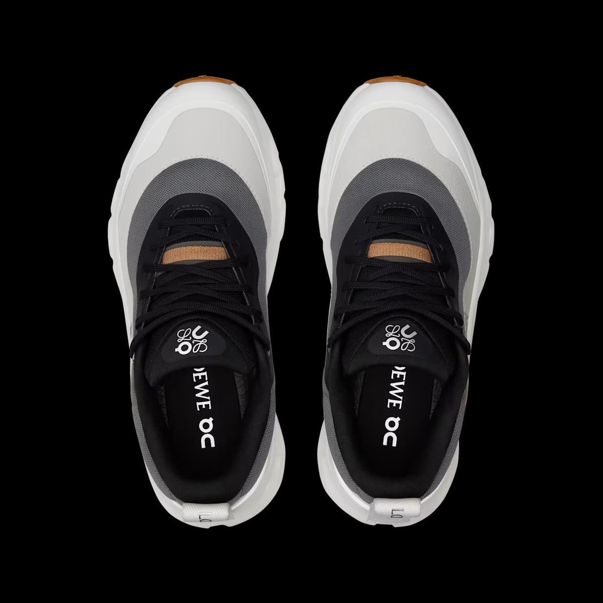 On x Loewe Cloudtilt 2 en noir et blanc