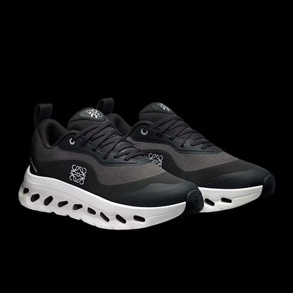 ON Cloudtilt 2 x Loewe Black